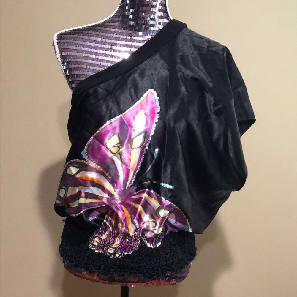 Women’s M one shoulder Body Central top.